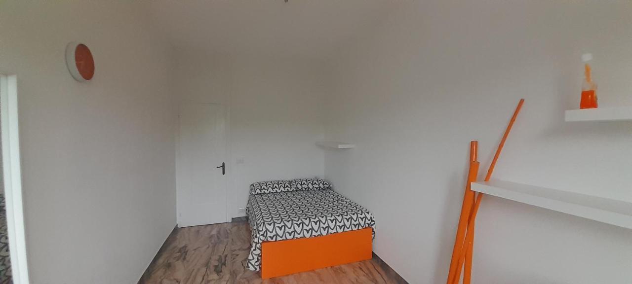 Hotel I Feel Orange à Legnano Extérieur photo